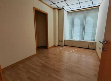 Office Riggat Al Buteen  Dubai