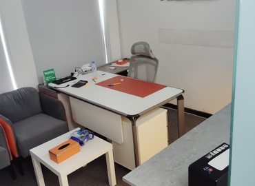 Office 789R+QC  Dubai