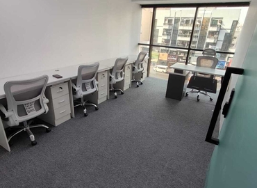 Office Khalid Bin Al Waleed Rd  Dubai