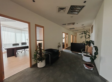 Office Riggat Al Buteen 00000 Dubai