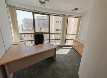 Office Riggat Al Buteen 00000 Dubai