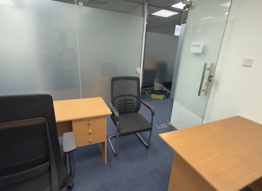 10 m² Business center in Dubai, Golf Park Building (000) - 0 | MatchOffice.com