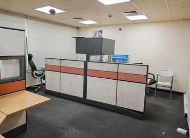 Office Al Muraqqabat 00000 Dubai