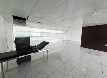 Office Al Muraqqabat 00000 Dubai