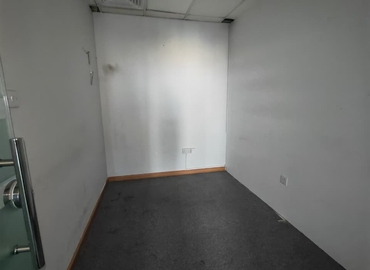 Office Al Karama 00000 Dubai