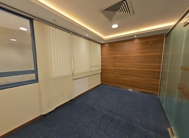 Office Al Garhoud 00000 Dubai