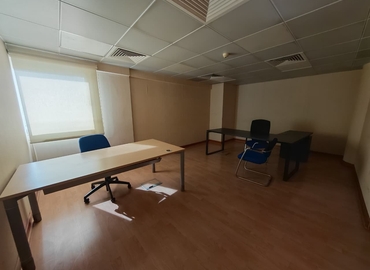 Office Al Garhoud 00000 Dubai