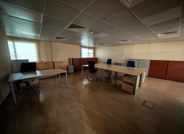 Office Al Garhoud 00000 Dubai