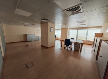 Office Al Garhoud 00000 Dubai