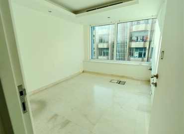 Office Al Muraqqabat 00000 Dubai