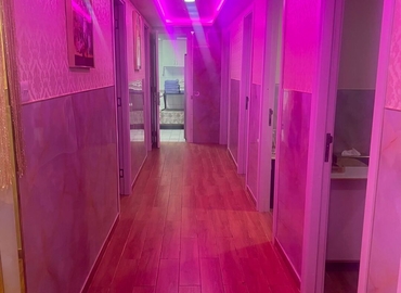 200 m² Commercial shop for rent in Dubai, Bur Dubai (00000) - 9 | MatchOffice.com