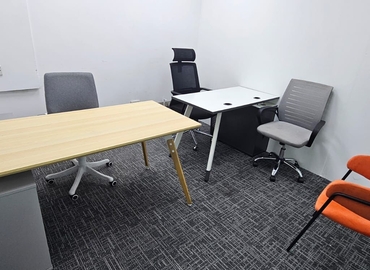 Office Baniyas Square Station 00000 Dubai
