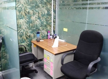 Office Khalid Bin Al Waleed Rd 00000 Dubai