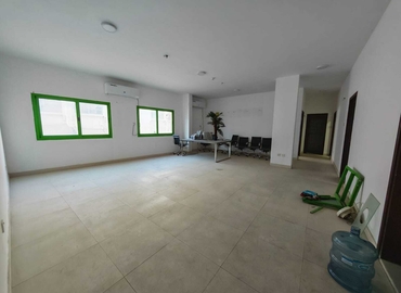 Office Al Muteena 00000 Dubai