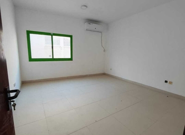 Office Al Muteena 00000 Dubai