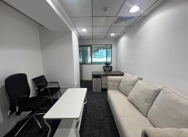 Office Al Garhoud 00000 Dubai