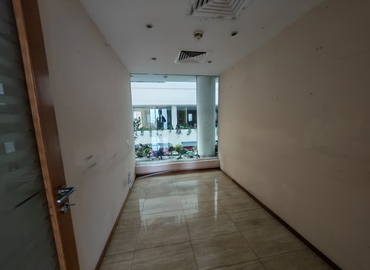 Office Al Muraqqabat Road 1 00000 Dubai