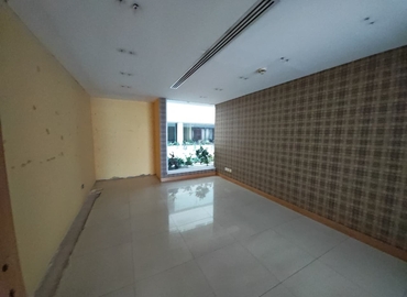 Office Al Muraqqabat Road 1 00000 Dubai