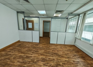 Office Al Muraqqabat 00000 Dubai