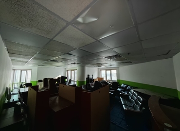 Office Al Maktoum Rd 00000 Dubai