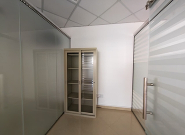 Office Baniyas Square Station 00000 Dubai