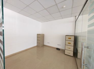 Office Baniyas Square Station 00000 Dubai