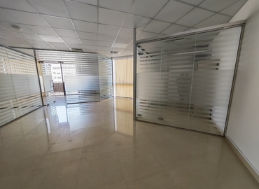 Office Baniyas Square Station 00000 Dubai