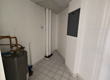 Office Baniyas Square Station 00000 Dubai