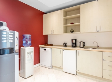 10 m² Business space in Dubai, JAFZA View 18 & 19 (0) - 5 | MatchOffice.com