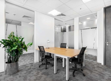 Virtual business address in Dubai, Standard Chartered Tower (0) - 7 | MatchOffice