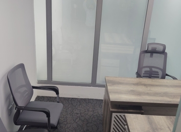 Office 777V+Q8G 00 Dubai