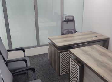 Office 777V+Q8G 00 Dubai