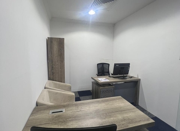 Office 777V+Q8G 000 Dubai