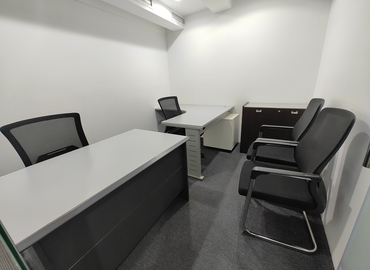 Office 9th Street 10 000 Dubai