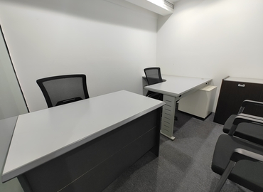 Office 9th Street 10 000 Dubai