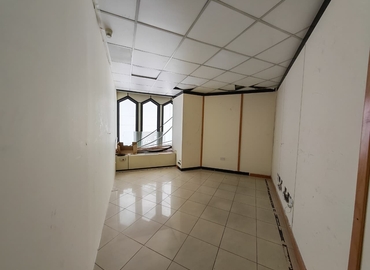 Office Riggat Al Buteen 00000 Dubai