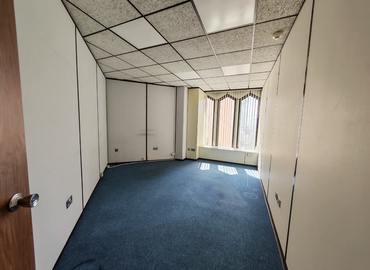 Office Riggat Al Buteen 00000 Dubai
