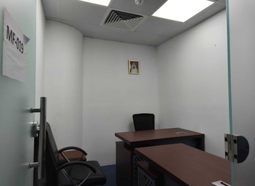 Office Al Garhoud 000 Dubai