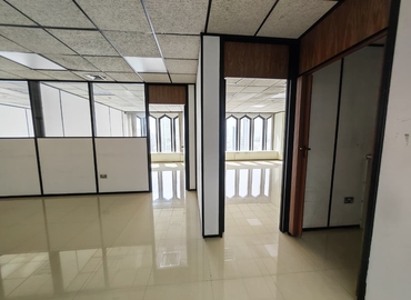 Office Riggat Al Buteen 00000 Dubai