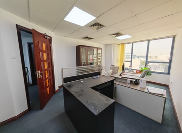 Office Al Garhoud 00000 Dubai