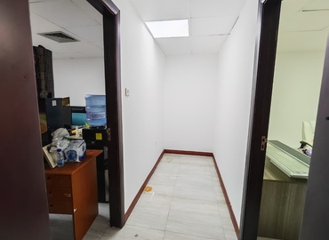 Office Al Garhoud 00000 Dubai
