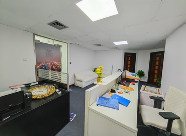 Office Al Garhoud 00000 Dubai