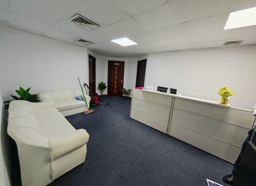 Office Al Garhoud 00000 Dubai