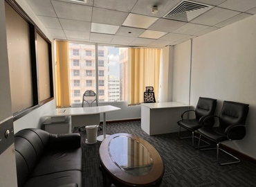 Office 777V+Q8G 000 Dubai