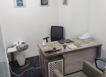 Office 777V+Q8G 000 Dubai