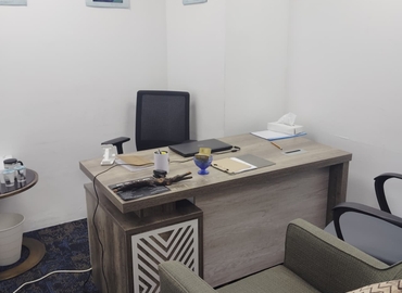 Office 777V+Q8G 000 Dubai