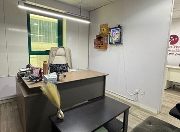Office Khalid Bin Al Waleed Rd 00000 Dubai