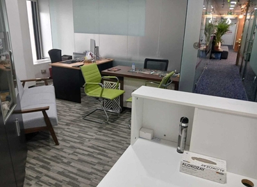 Office Al Masraf Building 00000 Dubai