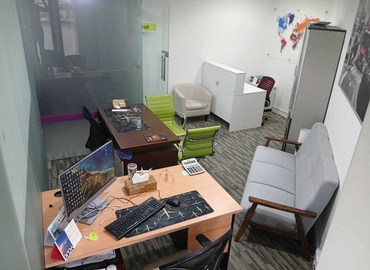 Office Al Masraf Building 00000 Dubai