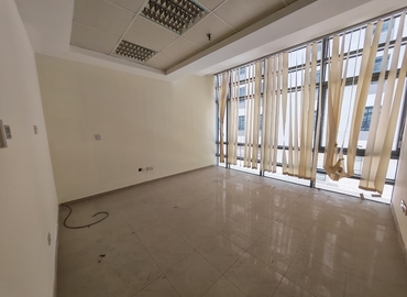 Office Al Muraqqabat 00000 Dubai
